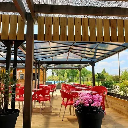 Campsite 3 Etoiles - Piscine - Ccbaicb